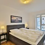 Haus Marina, Km26 Apartment *